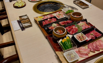 ひがしやまの店内